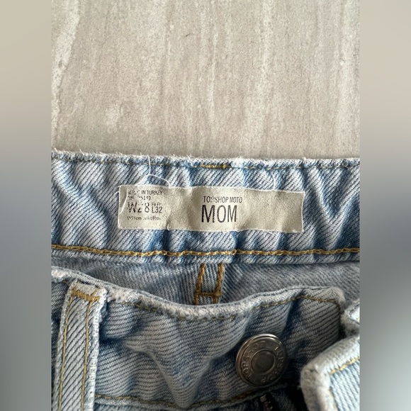 Topshop Petite Mom Jeans - Picture 6 of 6